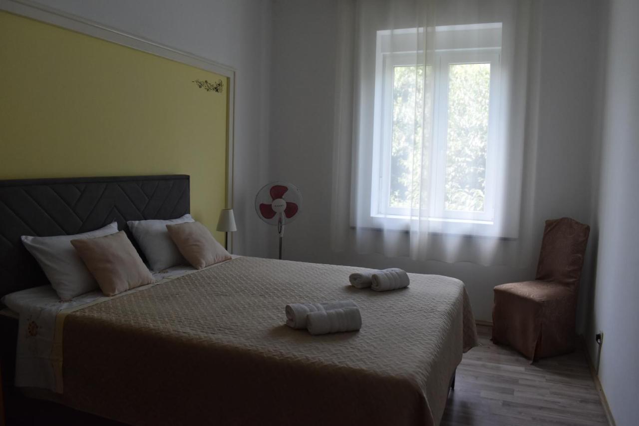 Apartment Riviera Pula Ngoại thất bức ảnh