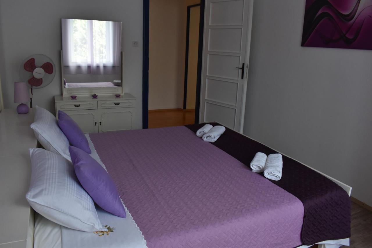 Apartment Riviera Pula Ngoại thất bức ảnh