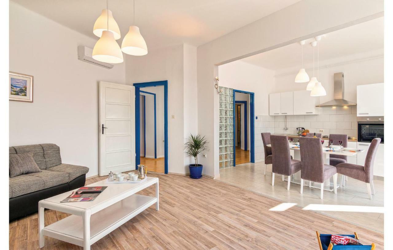 Apartment Riviera Pula Ngoại thất bức ảnh